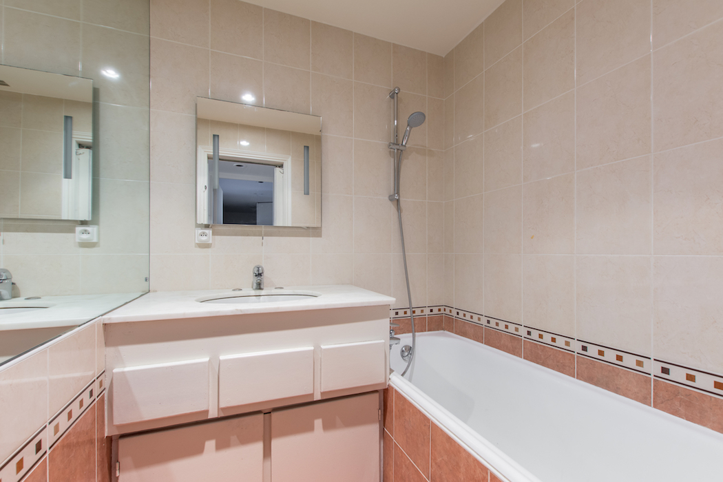 valiere-cortez-rue-paul-valery-paris-16-salle-de-bain