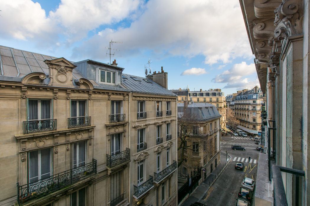 valiere-cortez-rue-paul-valery-paris-16-vue-salon