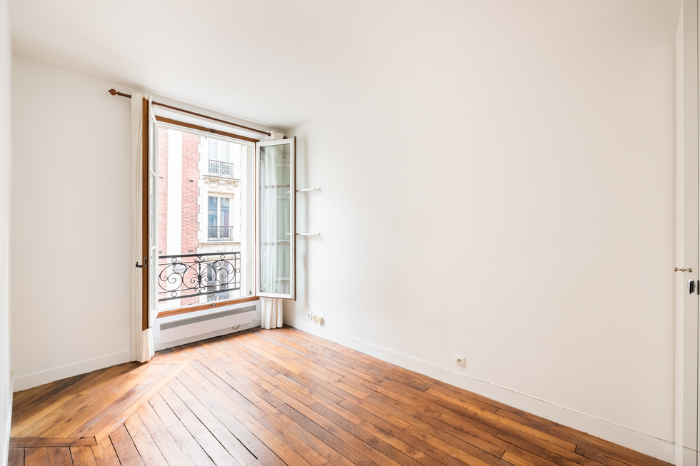 valiere-cortez-vente-appartement-lamarck-paris-18-chambre