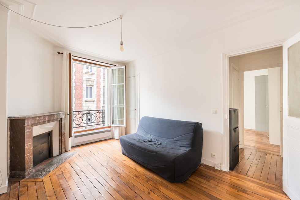 valiere-cortez-vente-appartement-lamarck-paris-18-salon