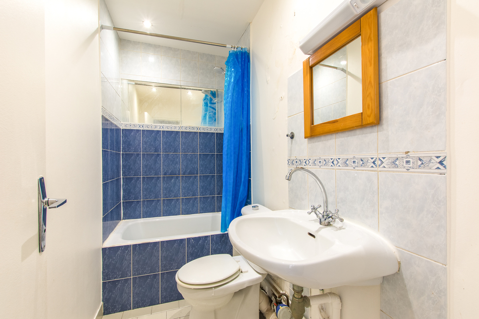 valiere-cortez-vente-studio-belleville-salle-de-bain