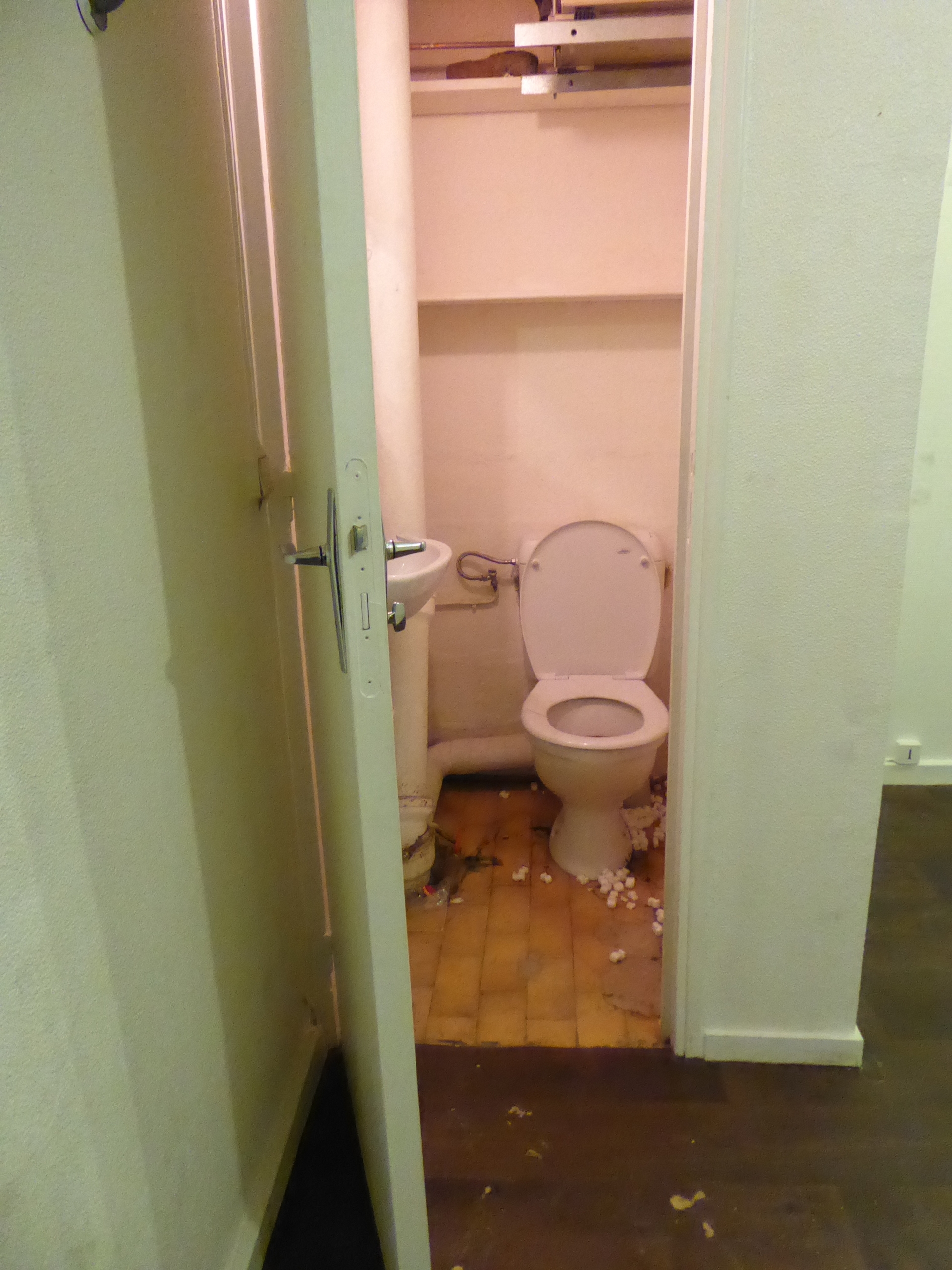 wc (8)