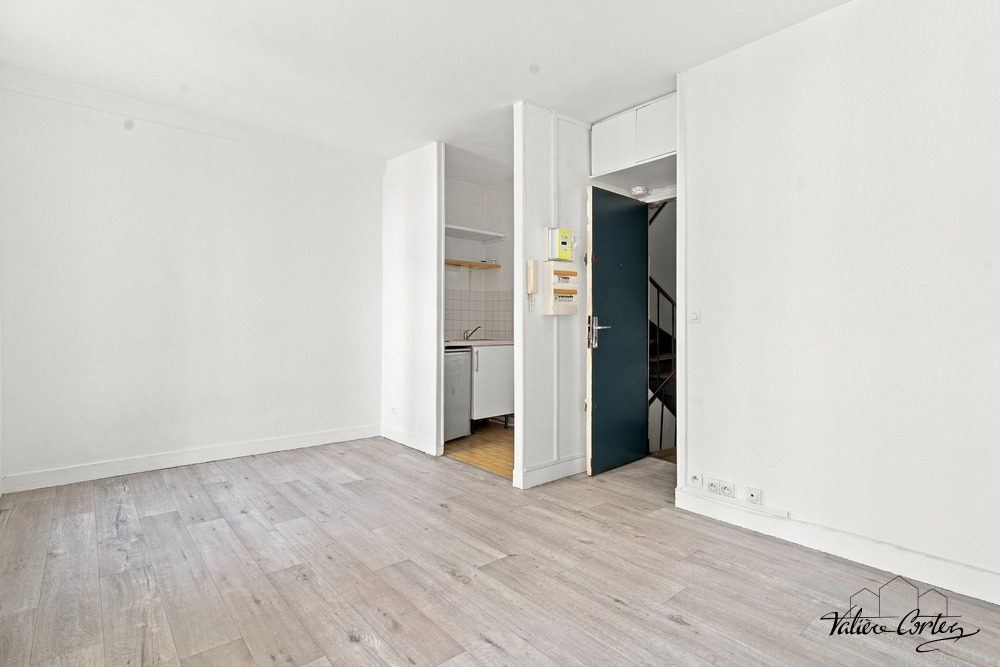 4-salon